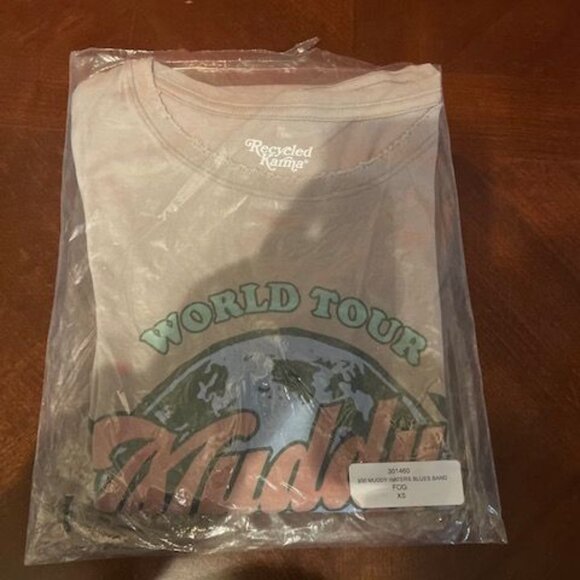 Muddy Waters Blues Band‎ World Tour Recycled Karma women T-Shirt Medium - Picture 7 of 7